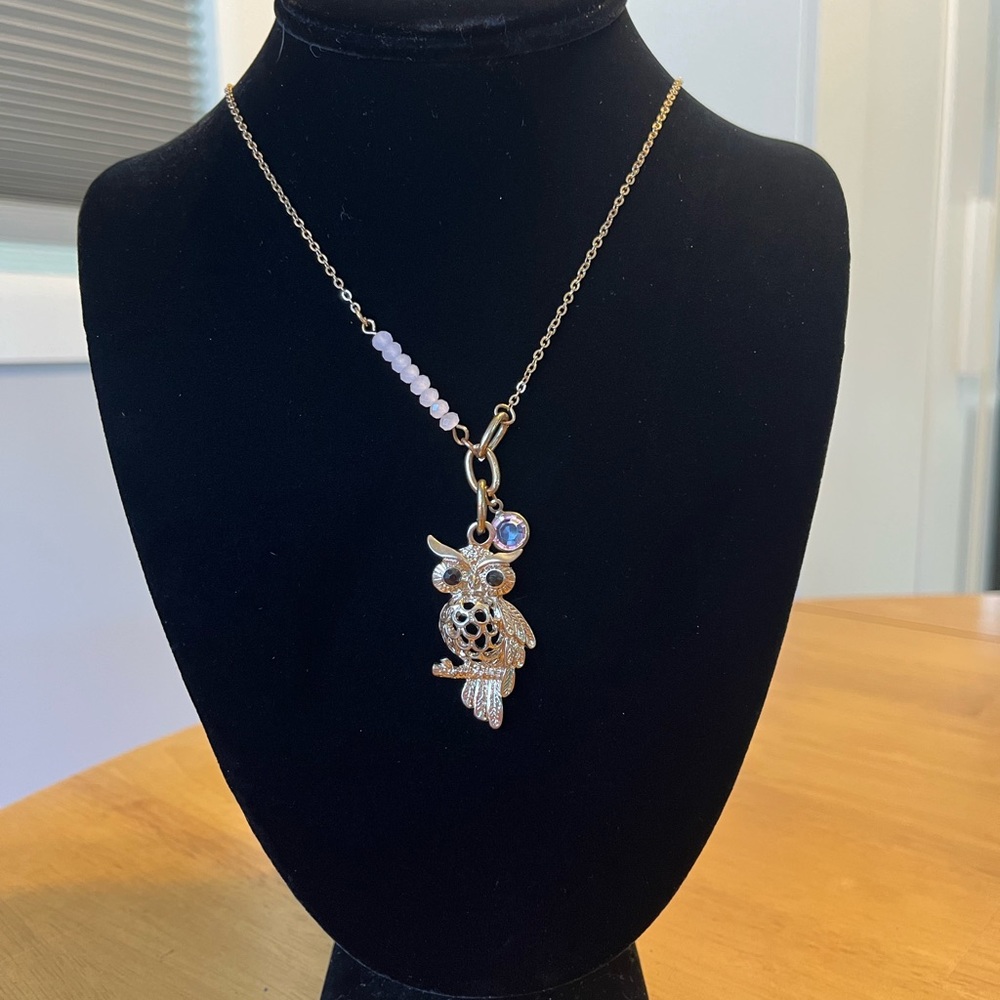 Necklace - Picture 2 of 3